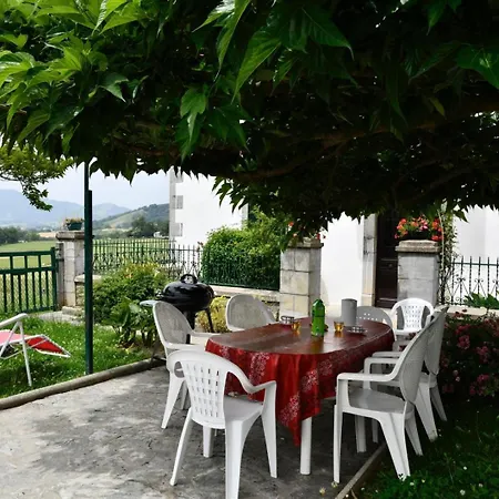 Etchevers-enia Дом отдыха Suhescun